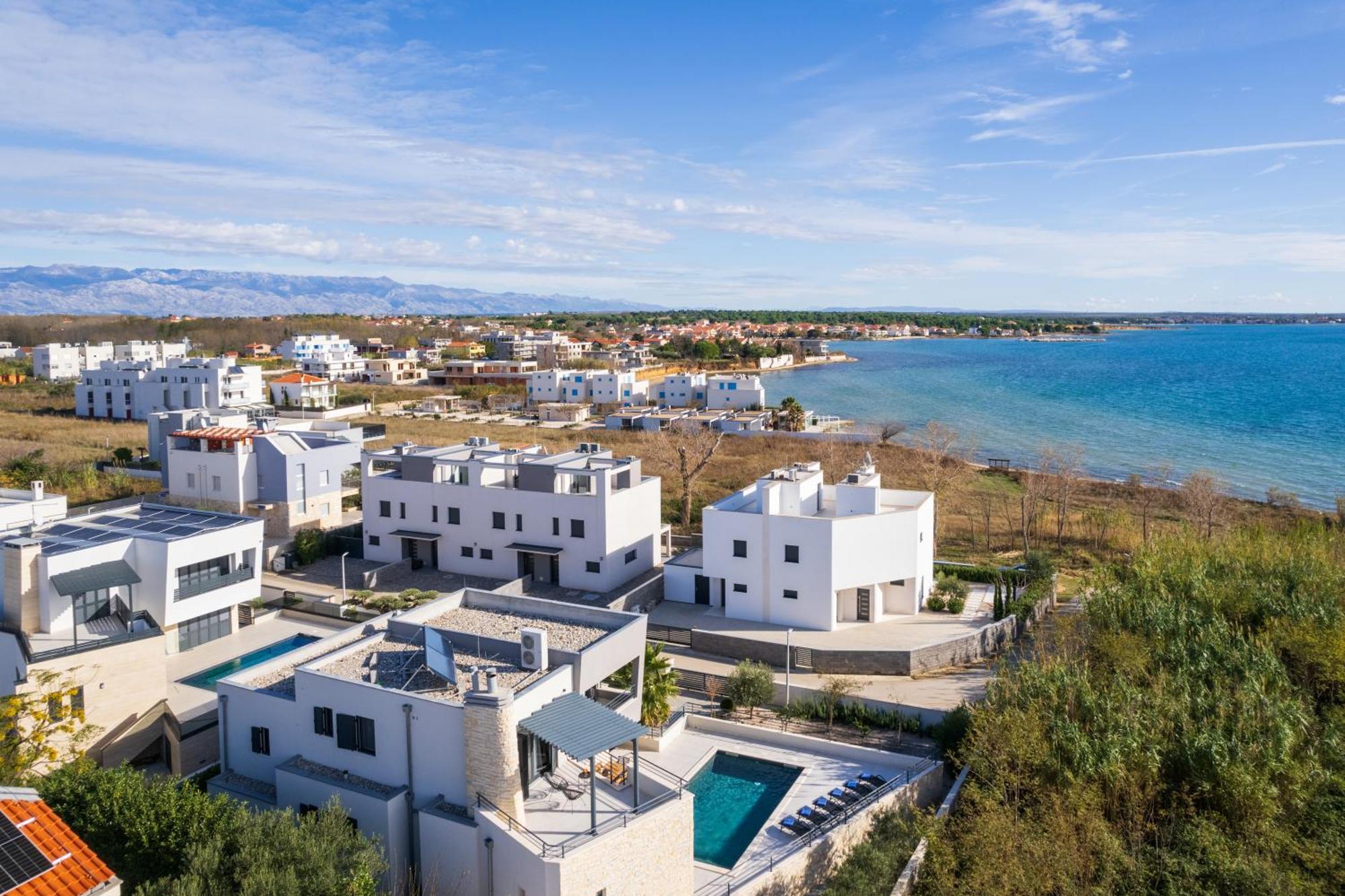 Villa Roca With Heated Pool And Sauna Privlaka  Exterior foto