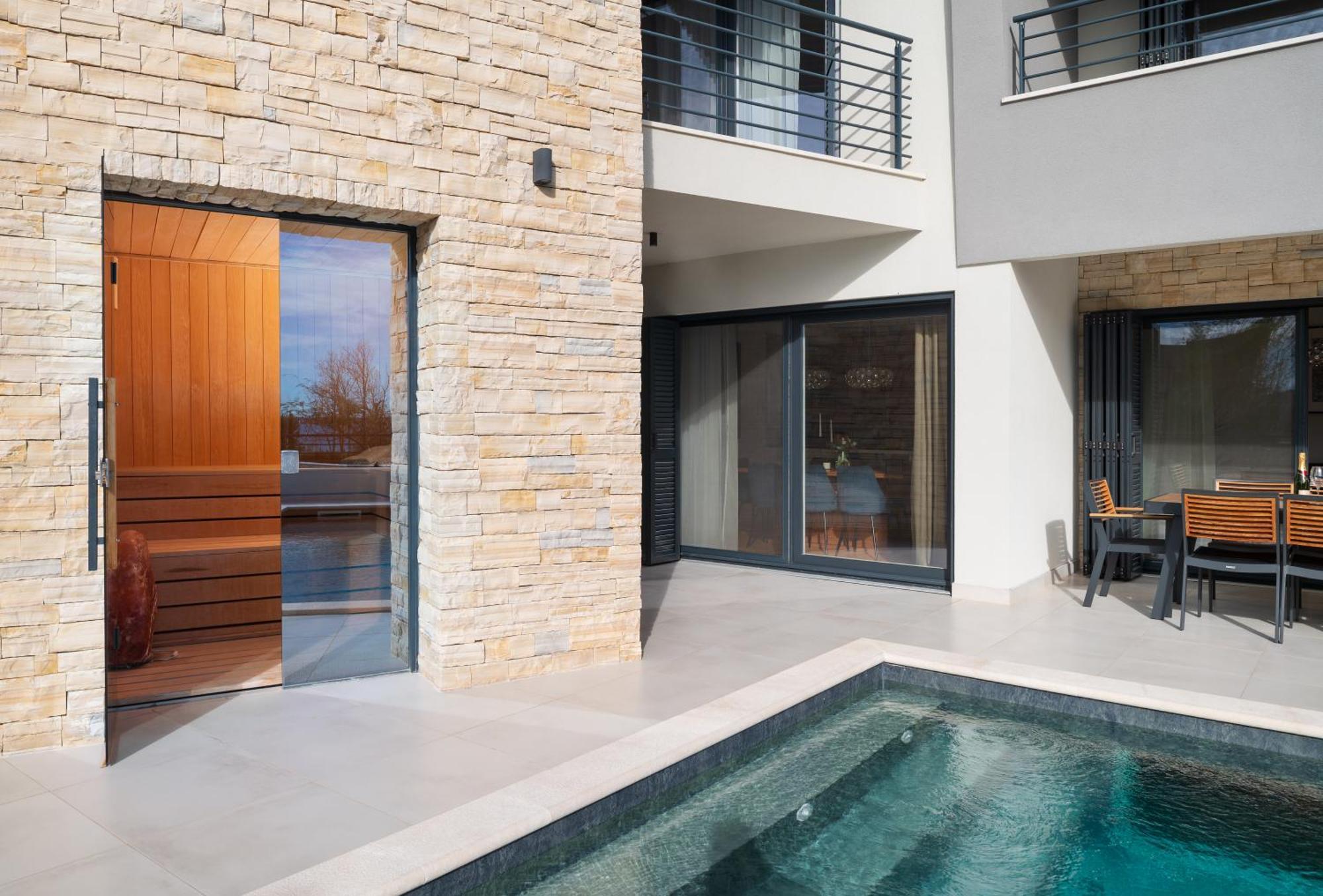 Villa Roca With Heated Pool And Sauna Privlaka  Exterior foto